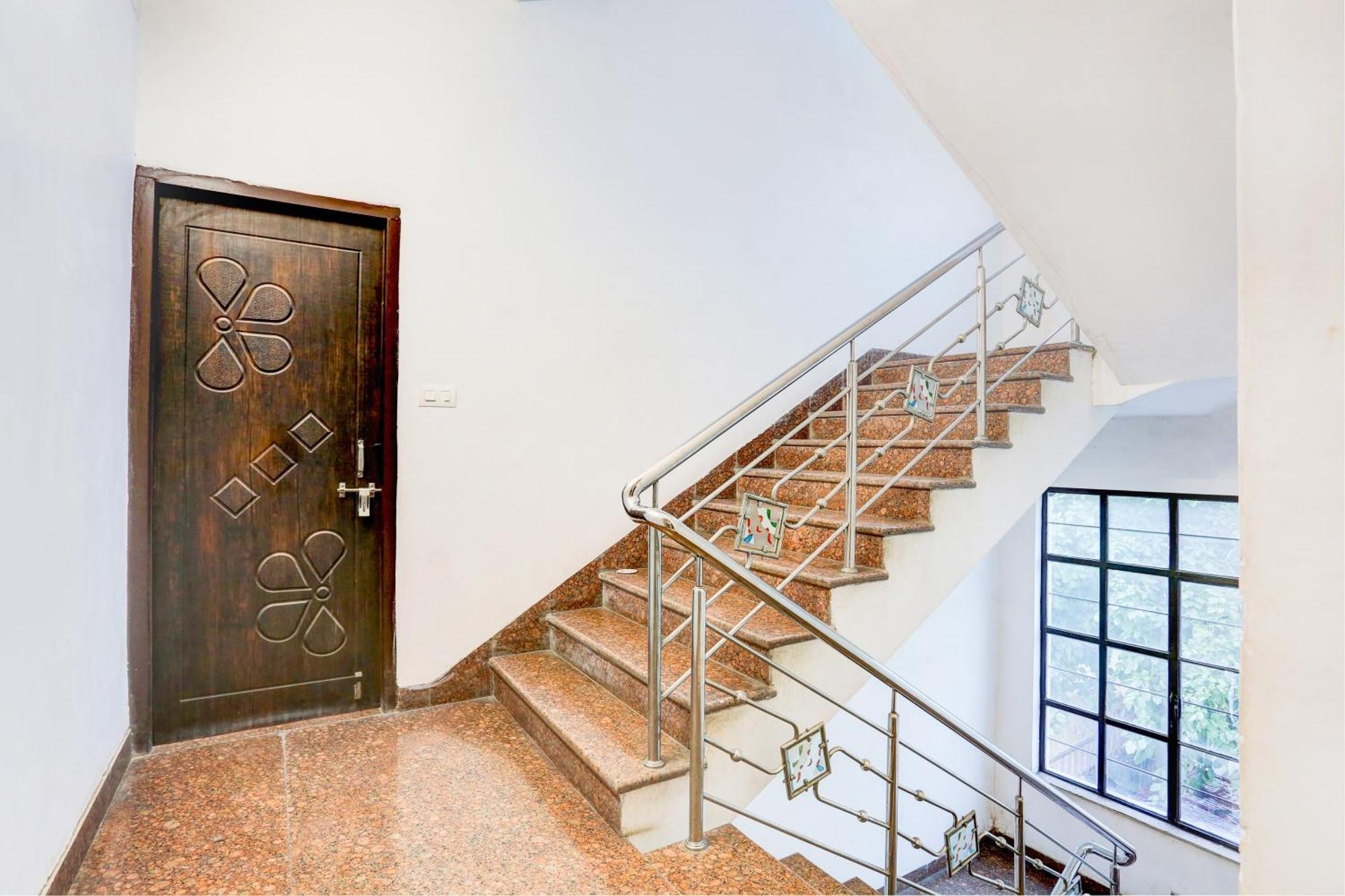Super Hotel O Goverdhan Villa Ουνταϊπούρ Εξωτερικό φωτογραφία
